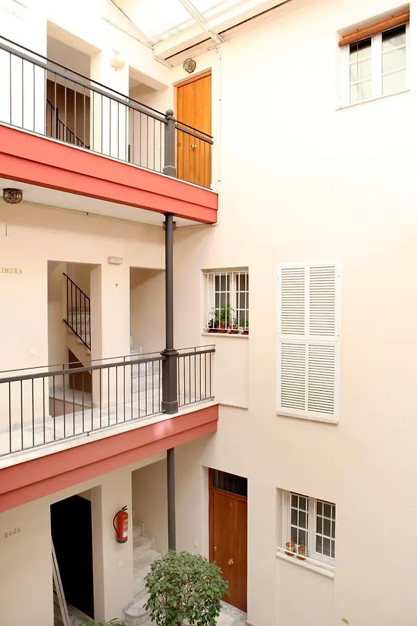 Duplex Karivu Gavidia Apartment Seville 0*,  Spain